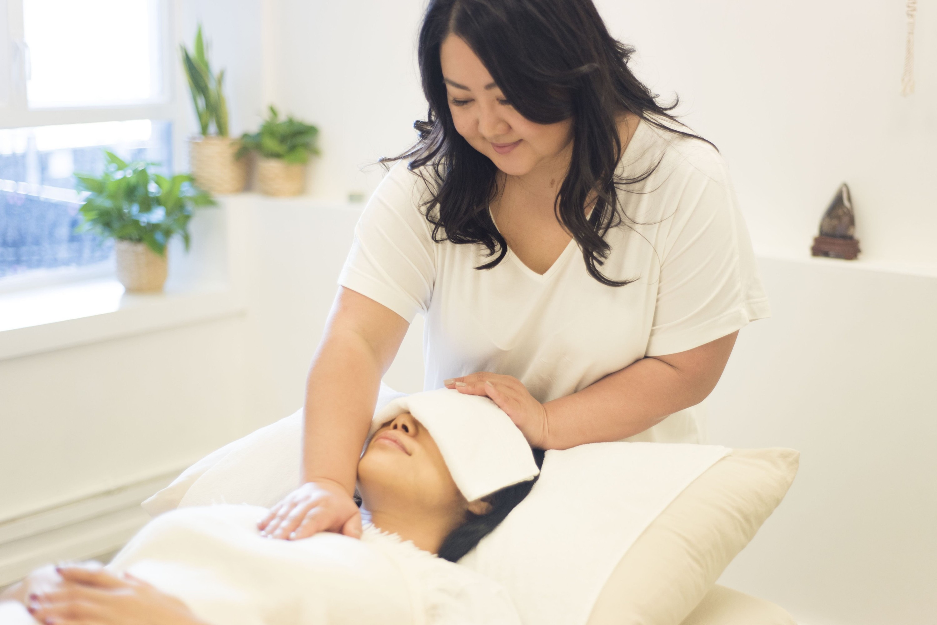 5 Best Alternative Techniques For Using Reiki During Treatment